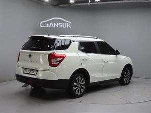 Ssangyong Tivoli - Vista 8
