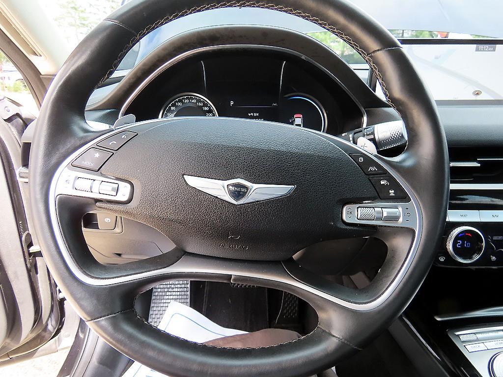 Genesis G80 - Vista 8