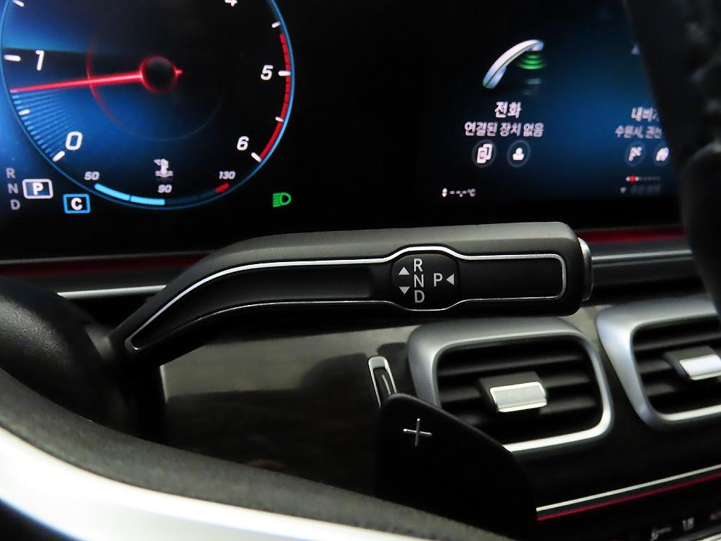 Mercedes Benz GLE Class - Vista 12