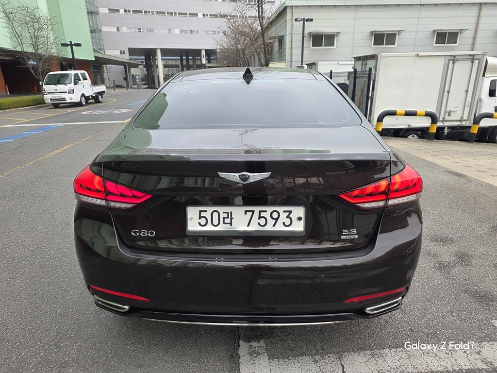 Genesis G80 - Vista 7