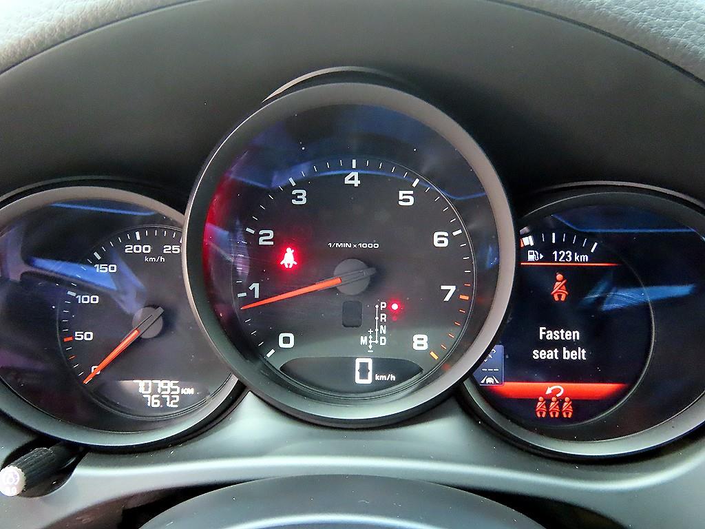 Porsche Macan - Vista 9