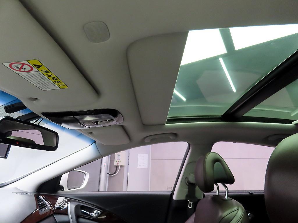 HYUNDAI Grandeur 2013 Blanco - Importación desde Corea - HF Imports Iquique - Foto 16