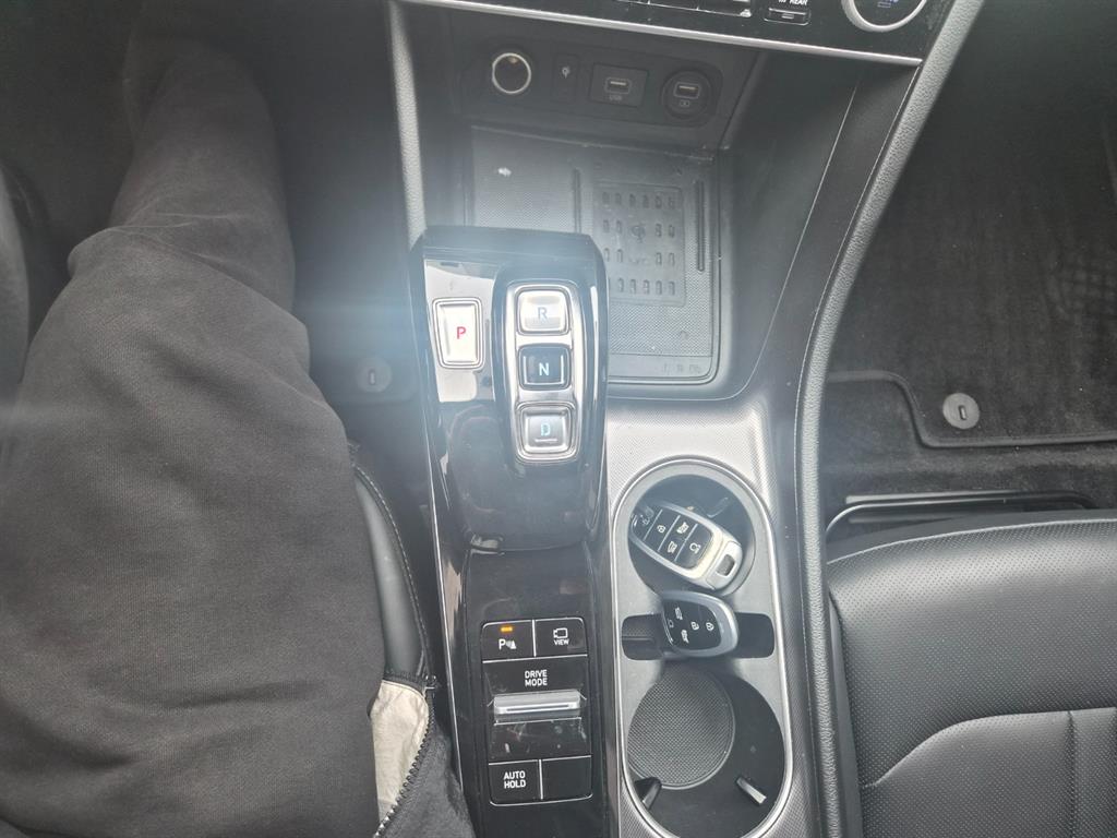 HYUNDAI Sonata - Vista 12