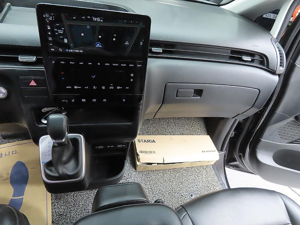 HYUNDAI Staria 2023 Negro - Importación desde Corea - HF Imports Iquique - Foto 12