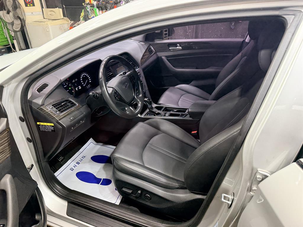 HYUNDAI Sonata - Vista 9