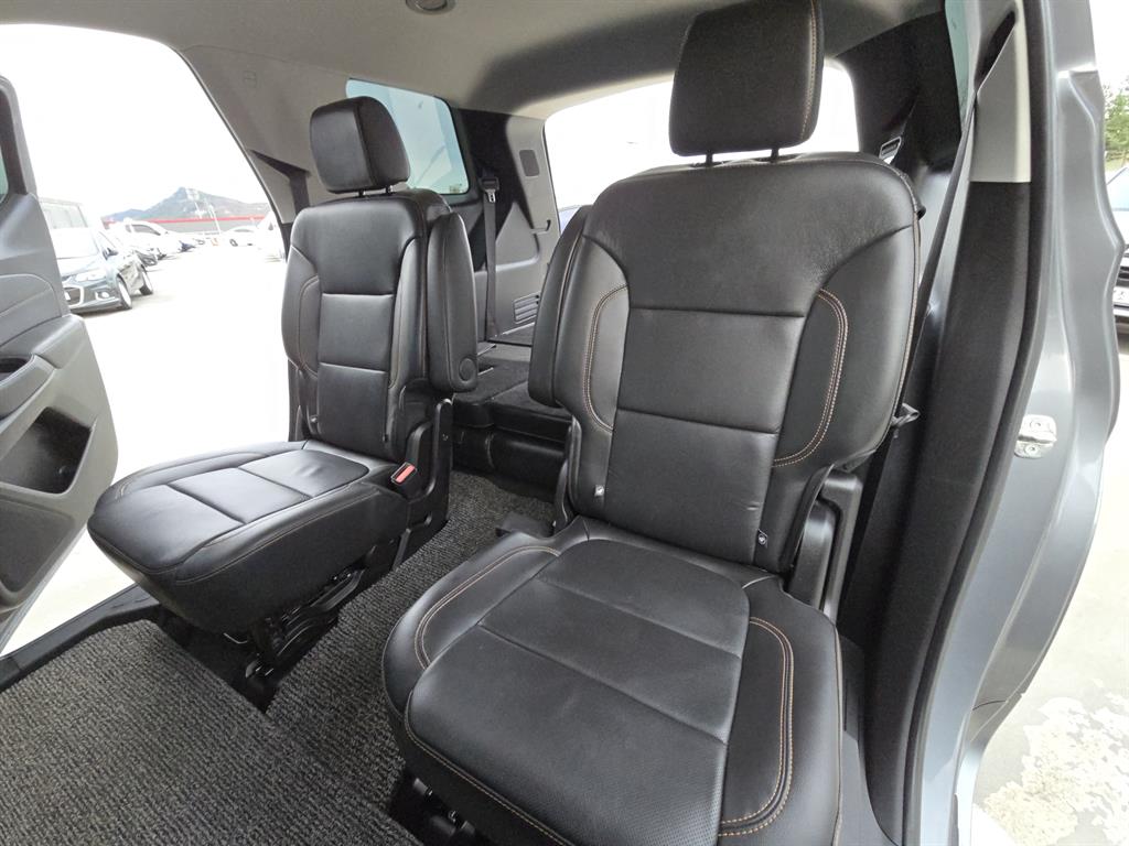 Chevrolet Travers - Vista 9