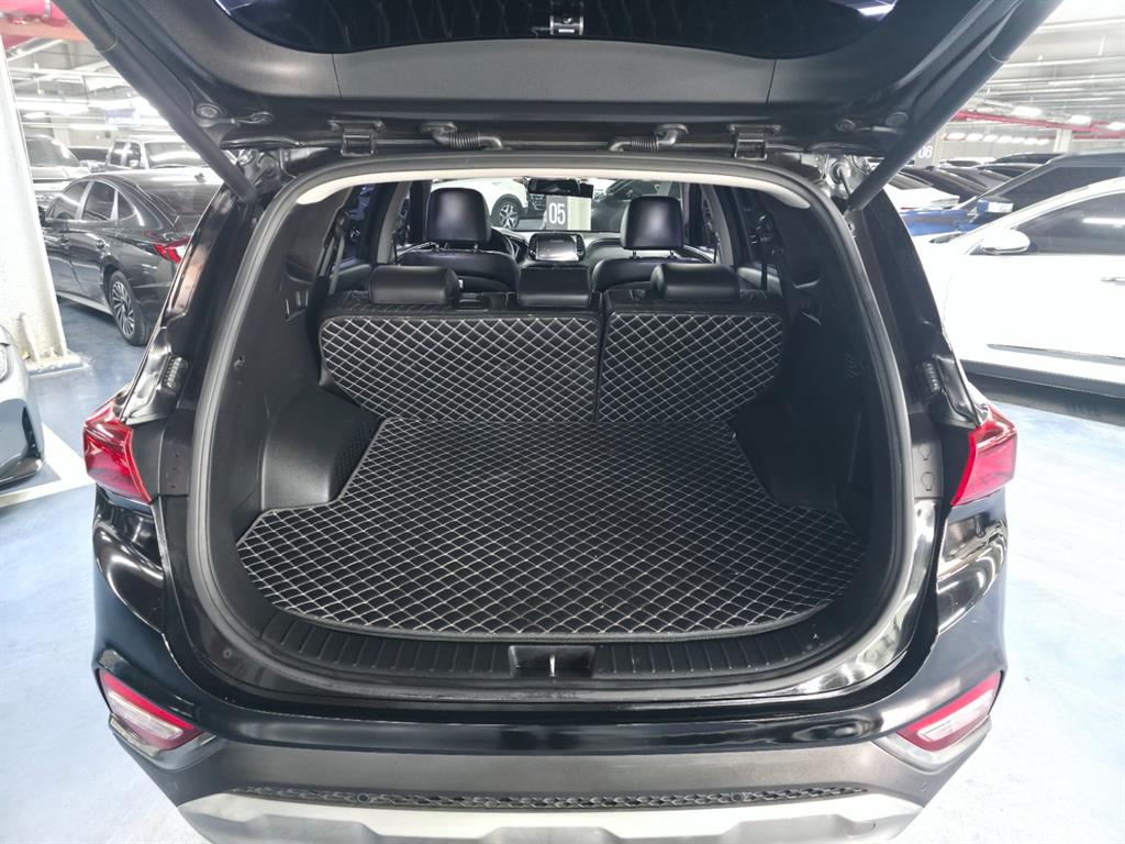 HYUNDAI Santa Fe - Vista 8