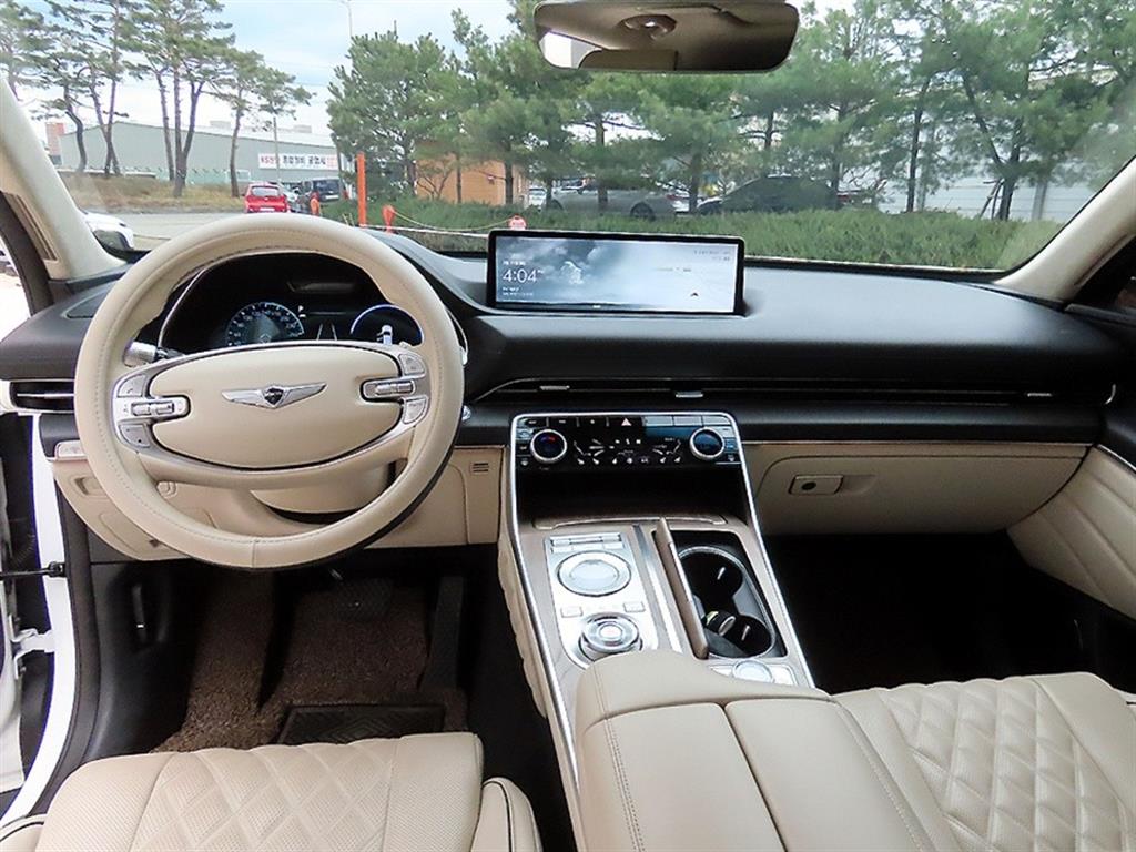 Genesis GV80 - Vista 7