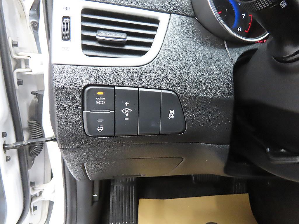 HYUNDAI Avante 2014 Blanco - Importación desde Corea - HF Imports Iquique - Foto 10