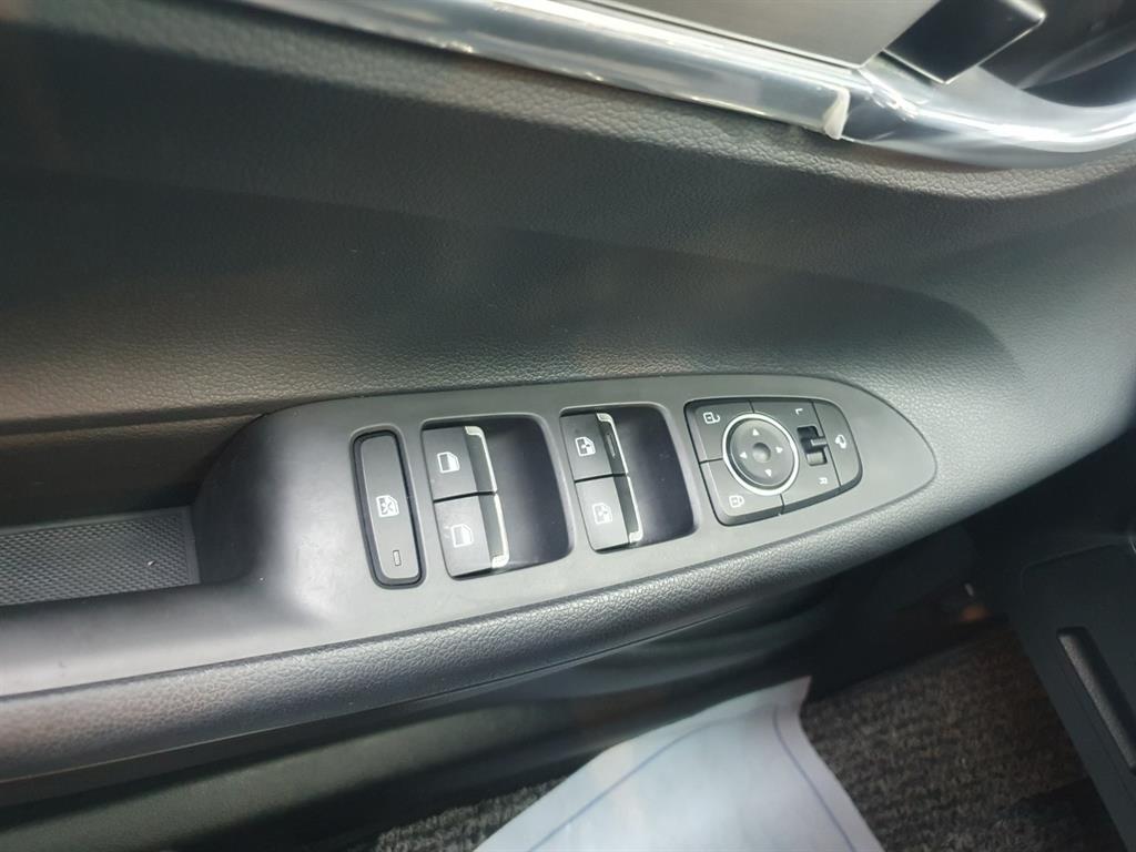 HYUNDAI Grandeur 2021 Blanco - Importación desde Corea - HF Imports Iquique - Foto 13