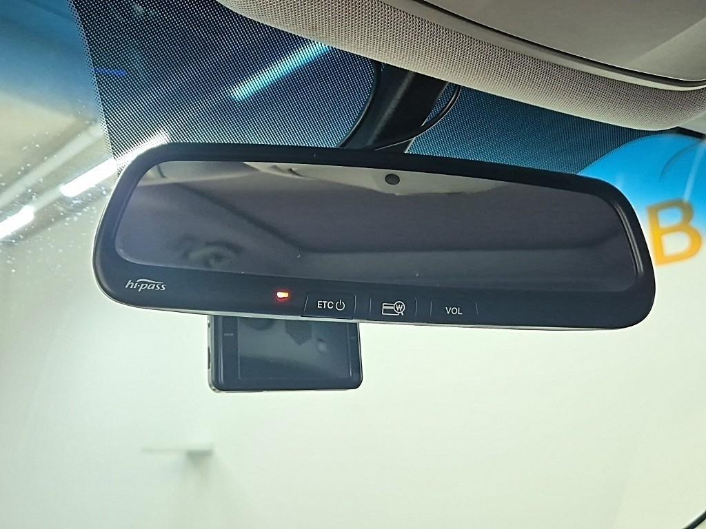 HYUNDAI Santa Fe - Vista 5