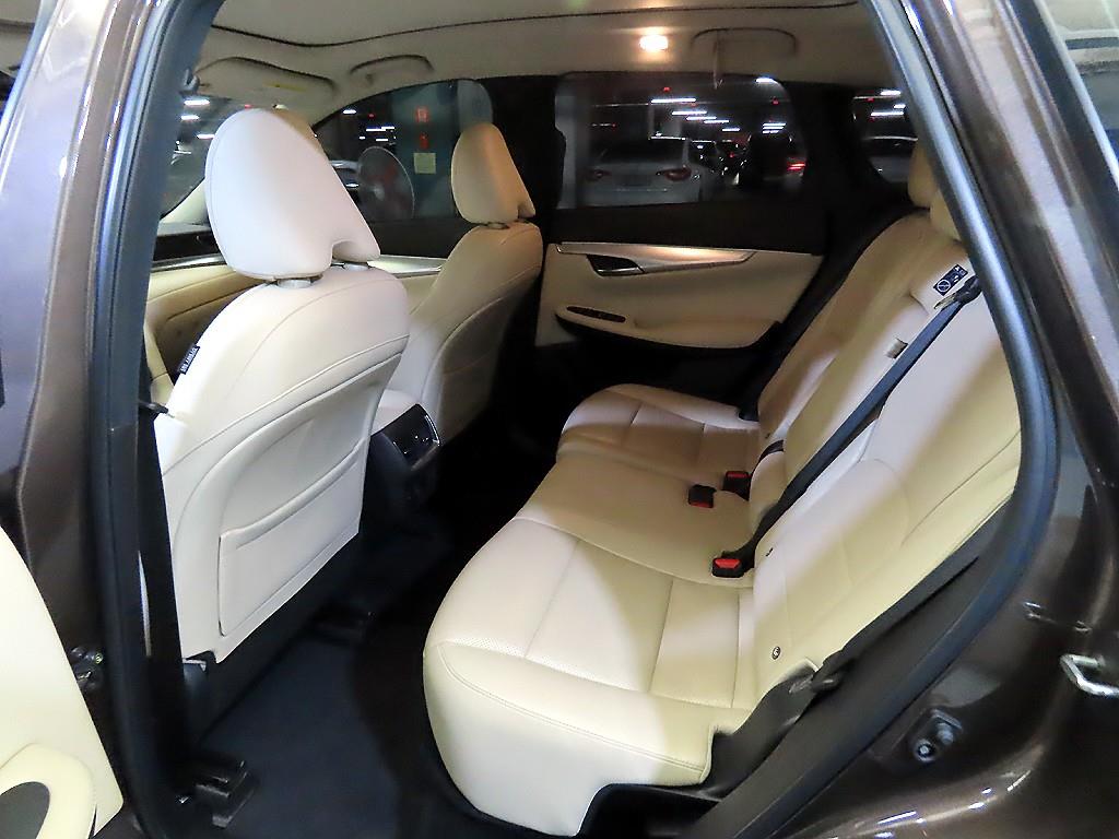 Infiniti QX - Vista 7