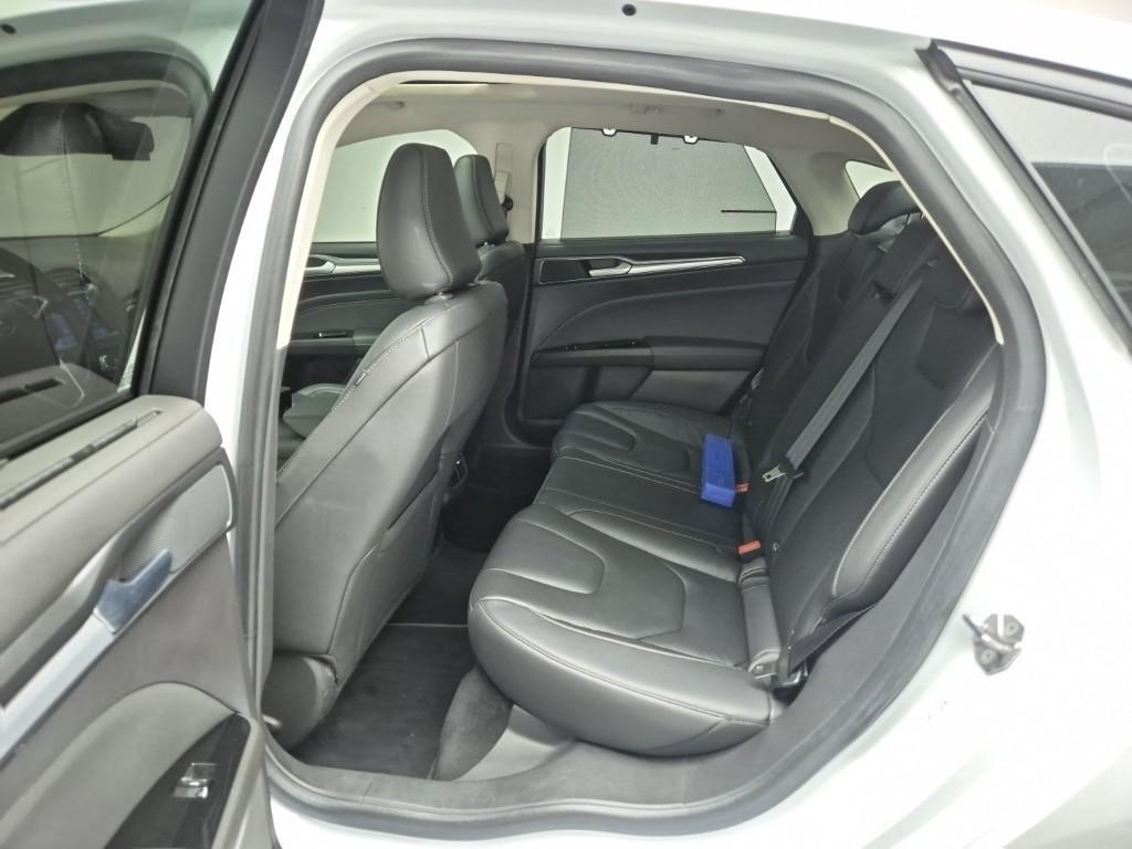 Ford Mondeo - Vista 10