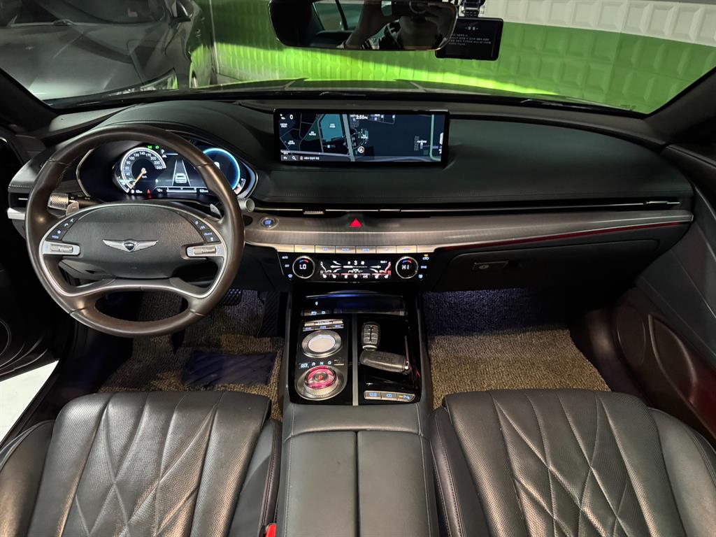 Genesis G80 - Vista 8