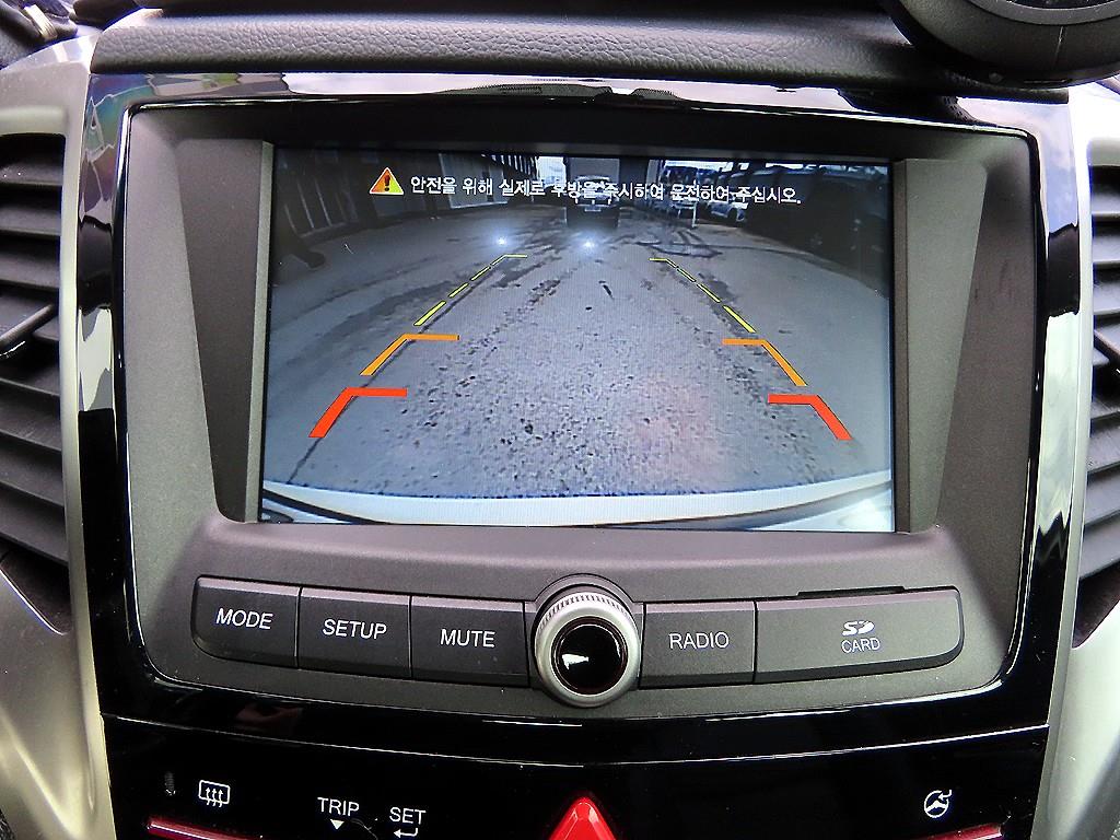 Ssangyong Tivoli 2016 Blanco - Importación desde Corea - HF Imports Iquique - Foto 15