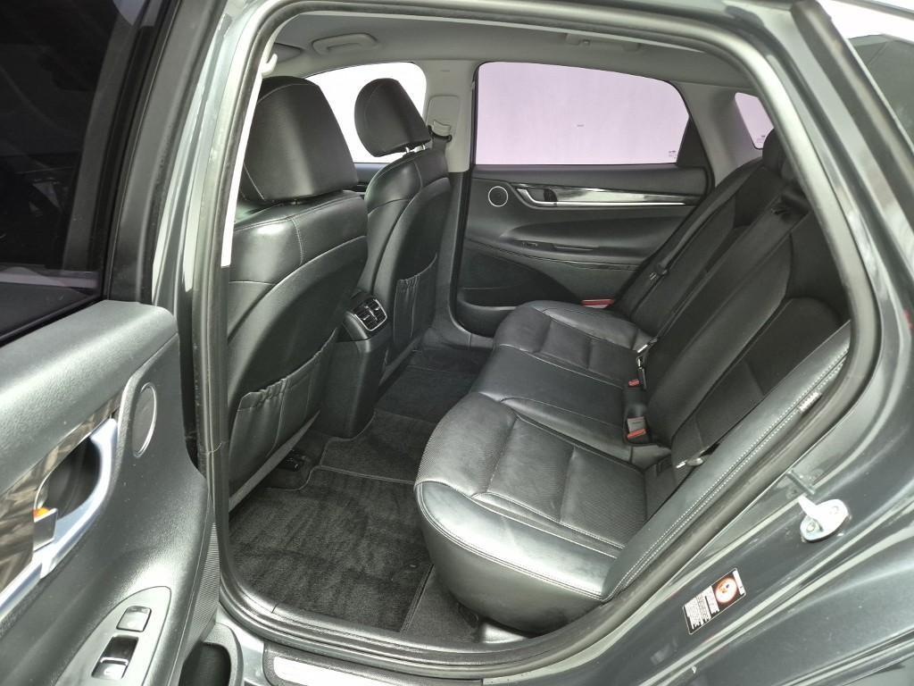 HYUNDAI Grandeur - Vista 12