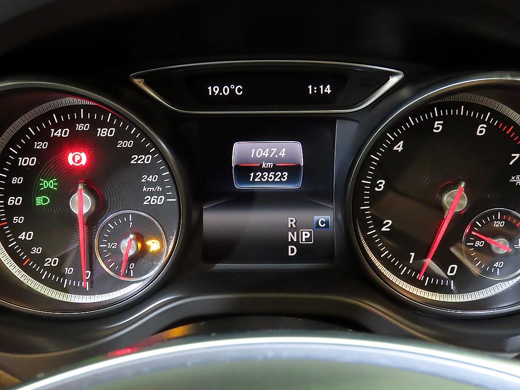 Mercedes Benz CLA Class - Vista 9