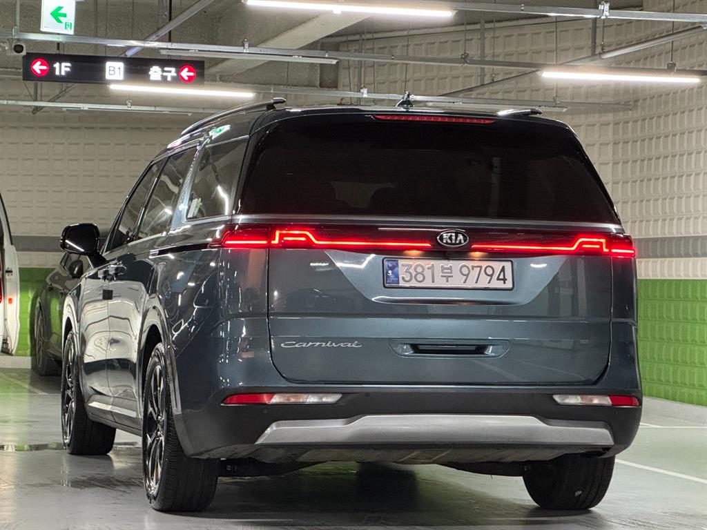 KIA Carnival - Vista 4