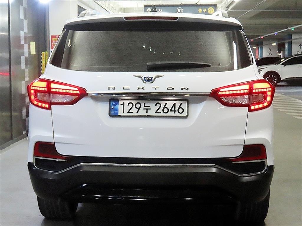 Ssangyong Rexton - Vista 5