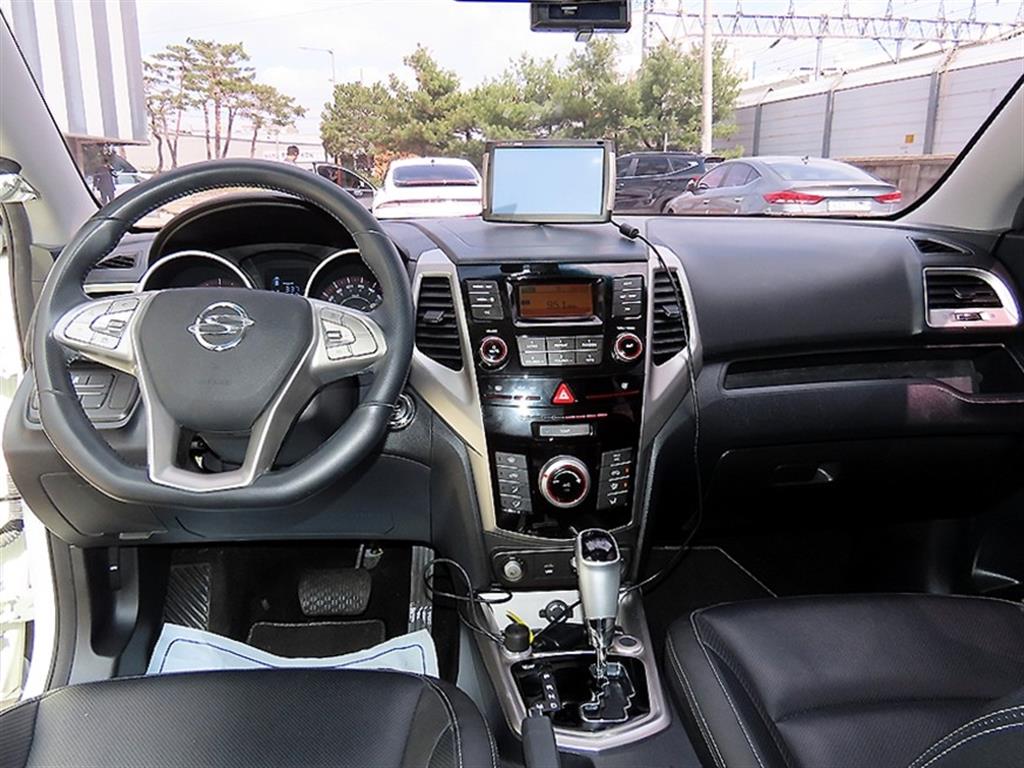 Ssangyong Tivoli - Vista 7