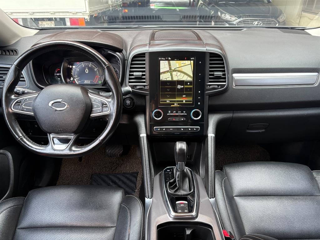 SAMSUNG QM6 - Vista 5