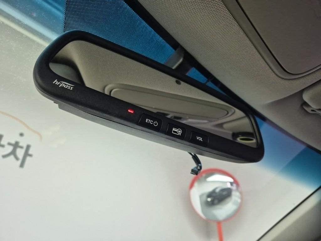 KIA Carnival 2017 Negro - Importación desde Corea - HF Imports Iquique - Foto 14