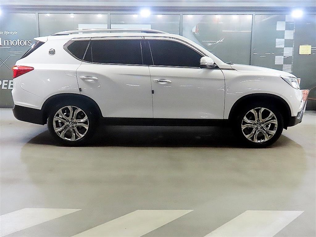 Ssangyong Rexton - Vista 3