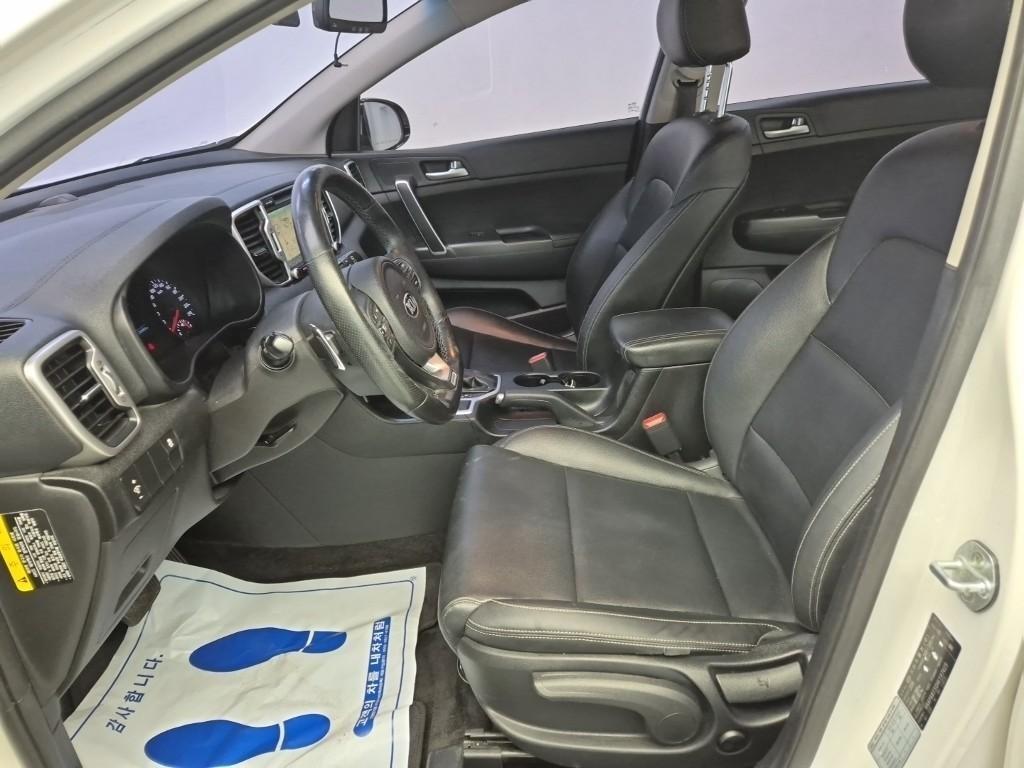 KIA Sportage - Vista 11