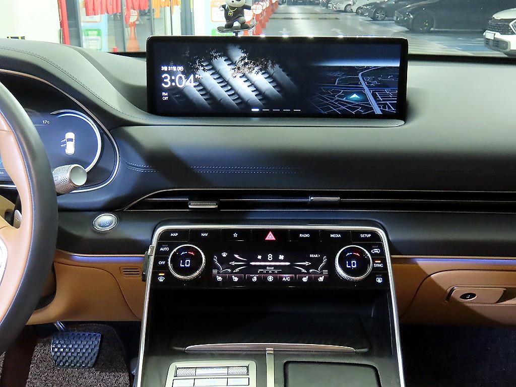 Genesis GV80 - Vista 11