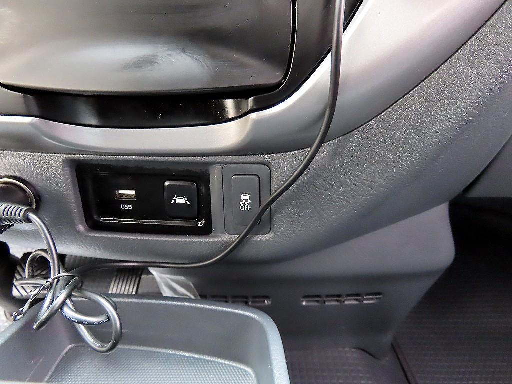 Small Truck Top_Integrated Top Powergate 2022 Blanco - Importación desde Corea - HF Imports Iquique - Foto 13