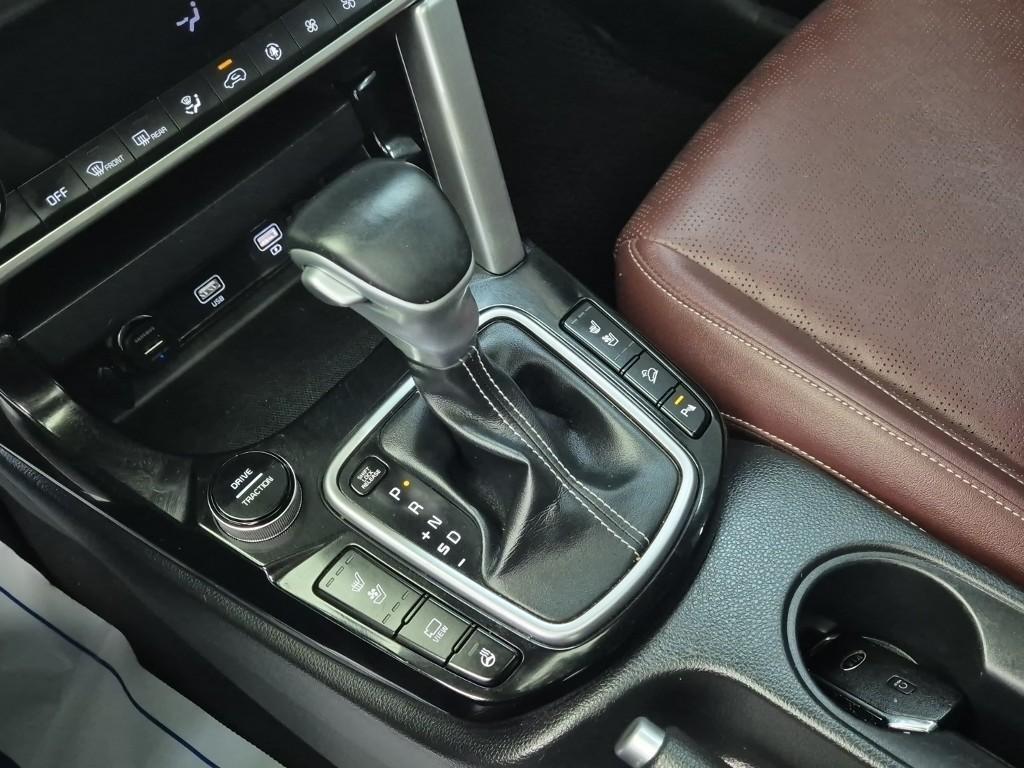 KIA Seltos - Vista 8