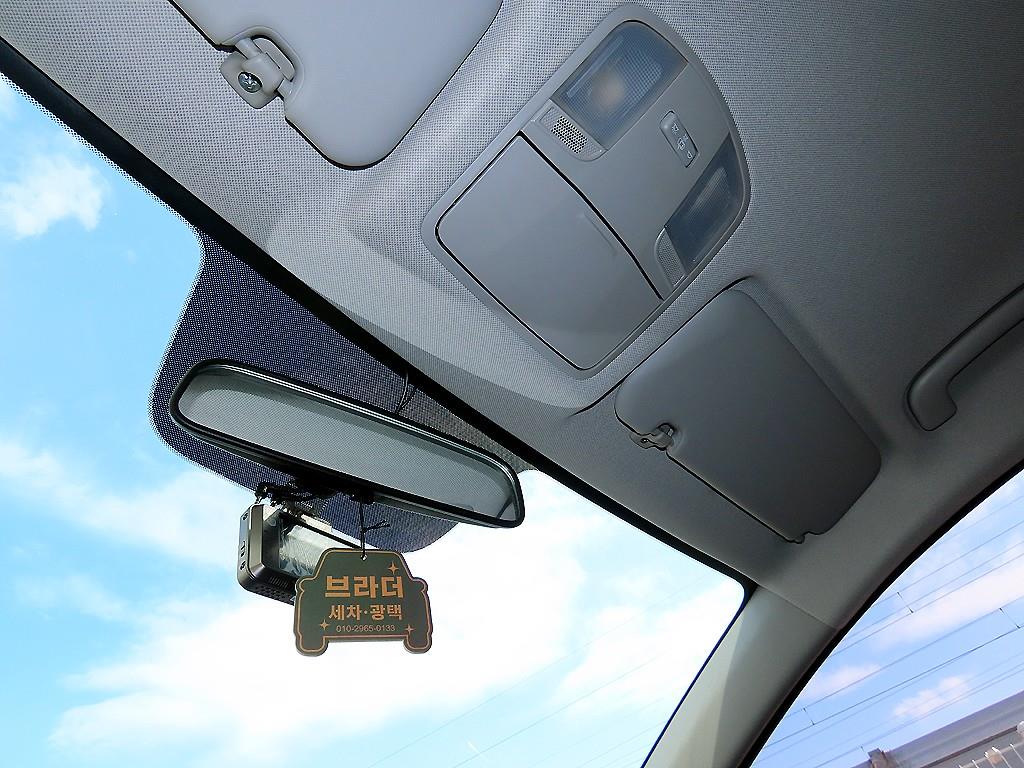 HYUNDAI Avante 2017 Blanco - Importación desde Corea - HF Imports Iquique - Foto 16