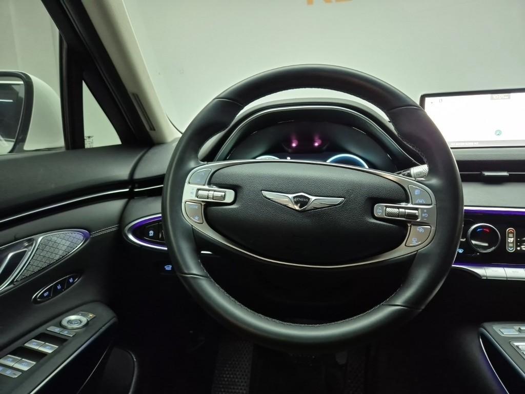 Genesis GV70 2022 Blanco - Importación desde Corea - HF Imports Iquique - Foto 18