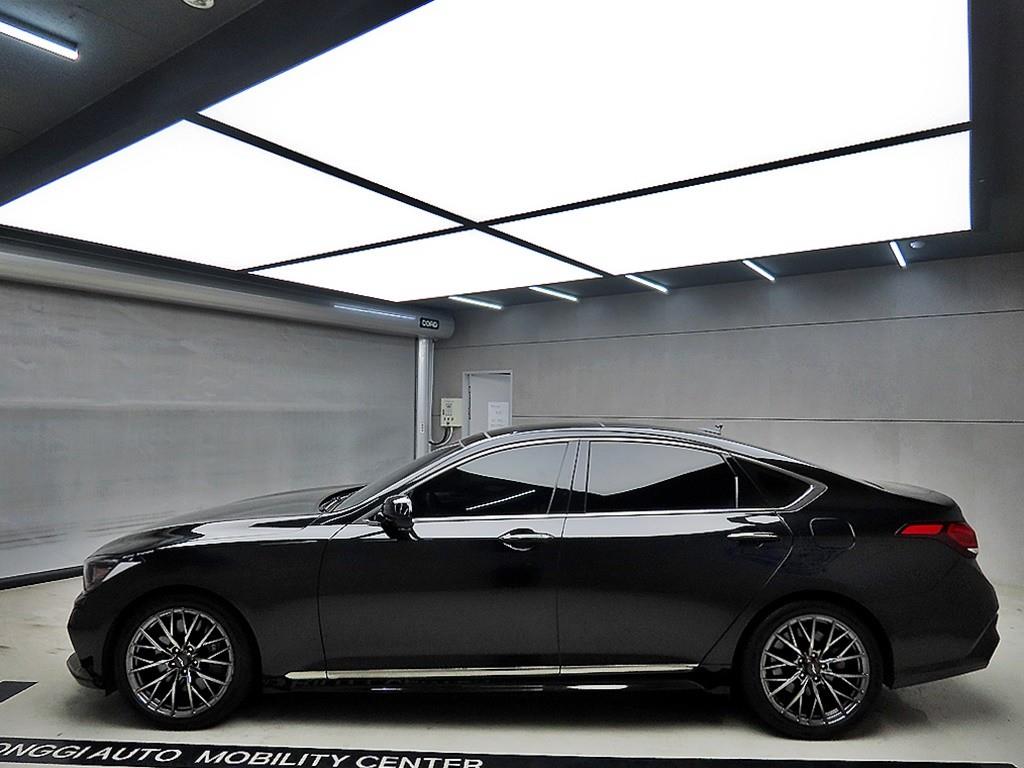 Genesis G80 - Vista 4