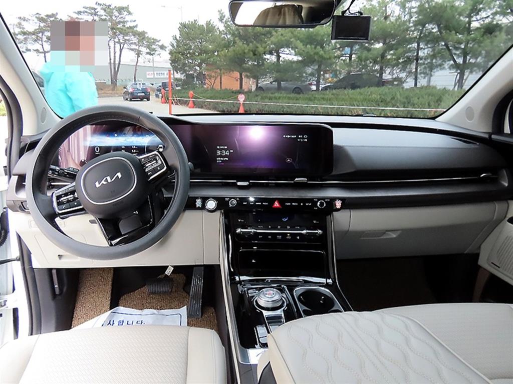 KIA Carnival - Vista 7