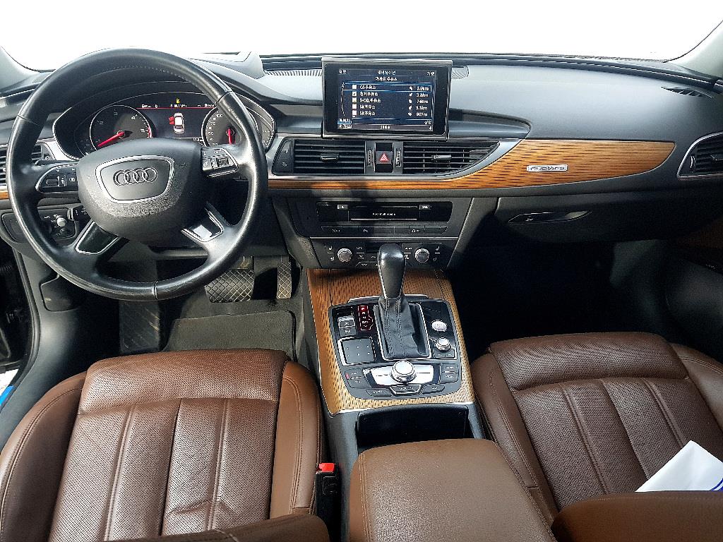 Audi A6 - Vista 5
