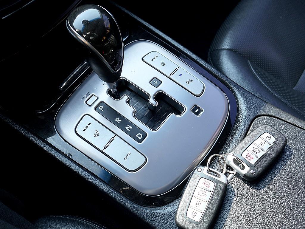 HYUNDAI Genesis 2012 Negro - Importación desde Corea - HF Imports Iquique - Foto 7