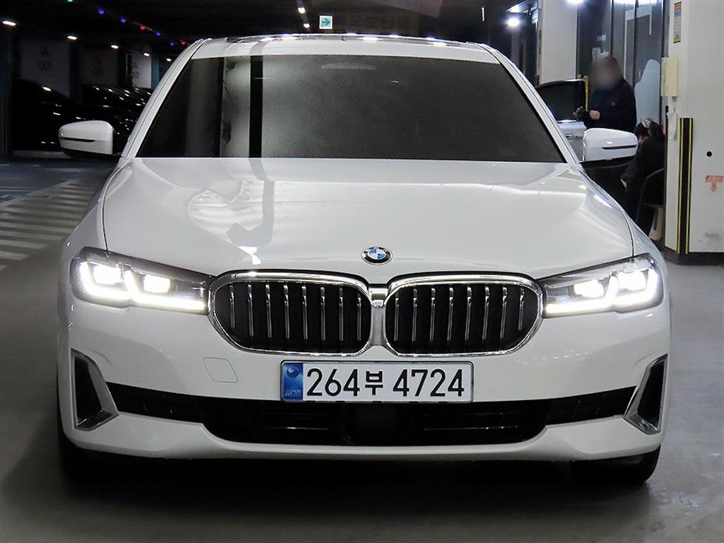 BMW 5 Series - Vista 2