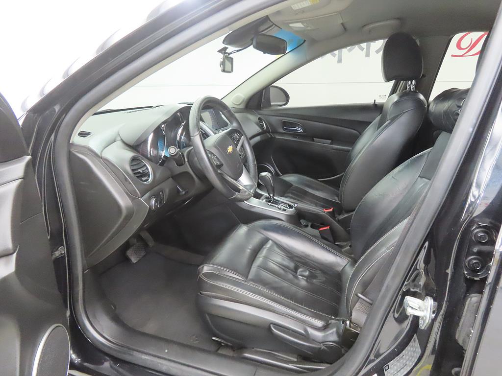 Chevrolet Cruise - Vista 5