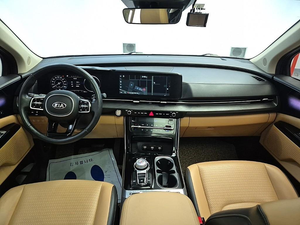 KIA Carnival - Vista 7