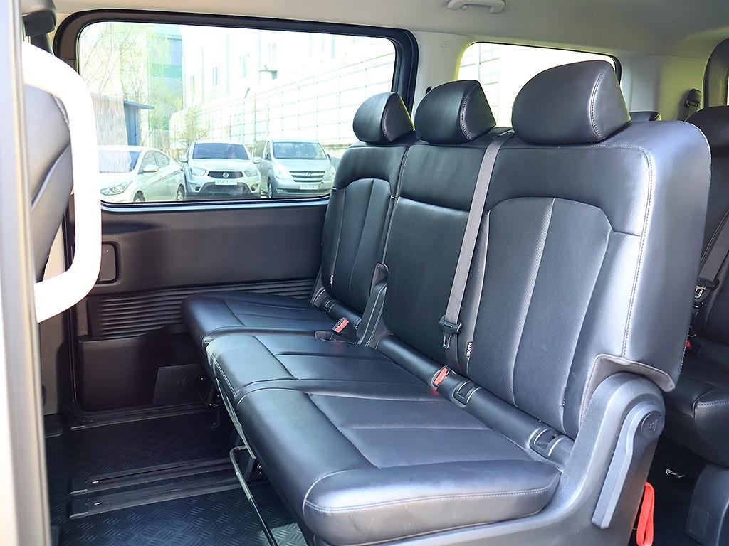 HYUNDAI Staria 2023 Gris - Importación desde Corea - HF Imports Iquique - Foto 13