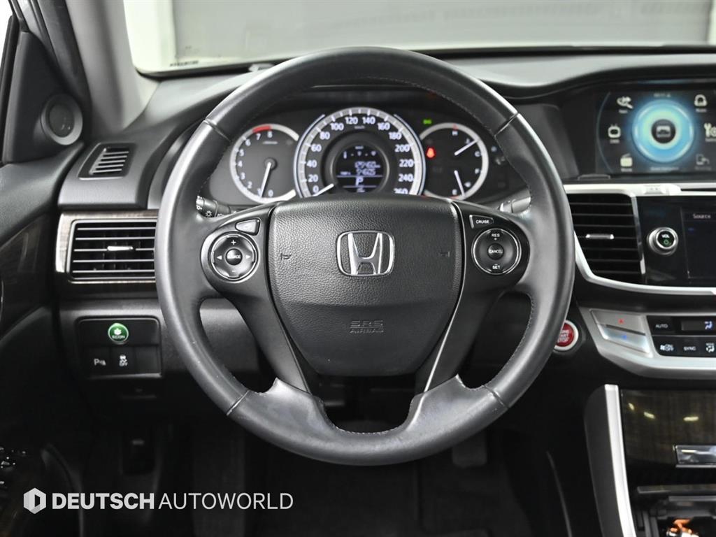 Honda Accord - Vista 12