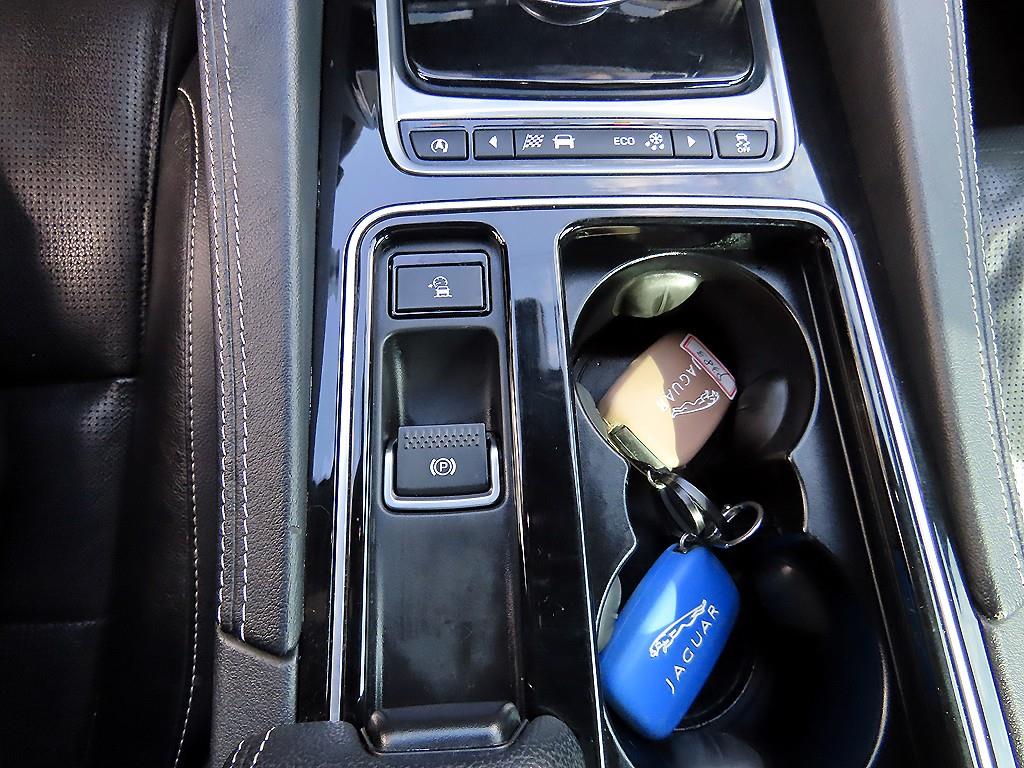 Jaguar F-PACE 2017 Negro - Importación desde Corea - HF Imports Iquique - Foto 13