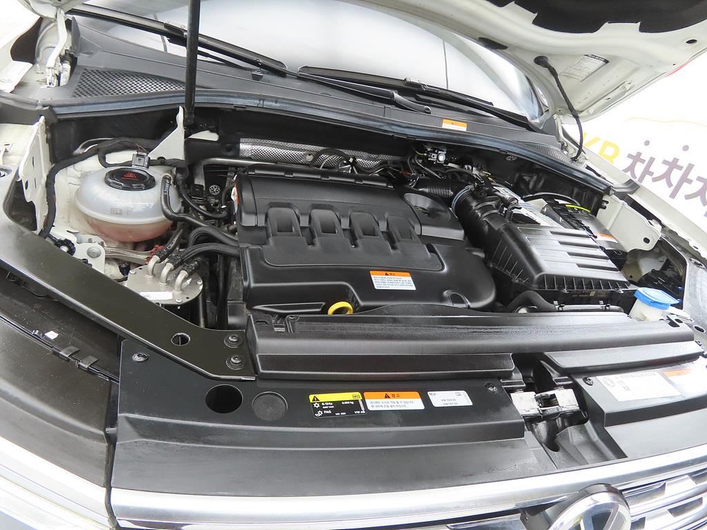 Volkswagen Tiguan 2020 Blanco - Importación desde Corea - HF Imports Iquique - Foto 19