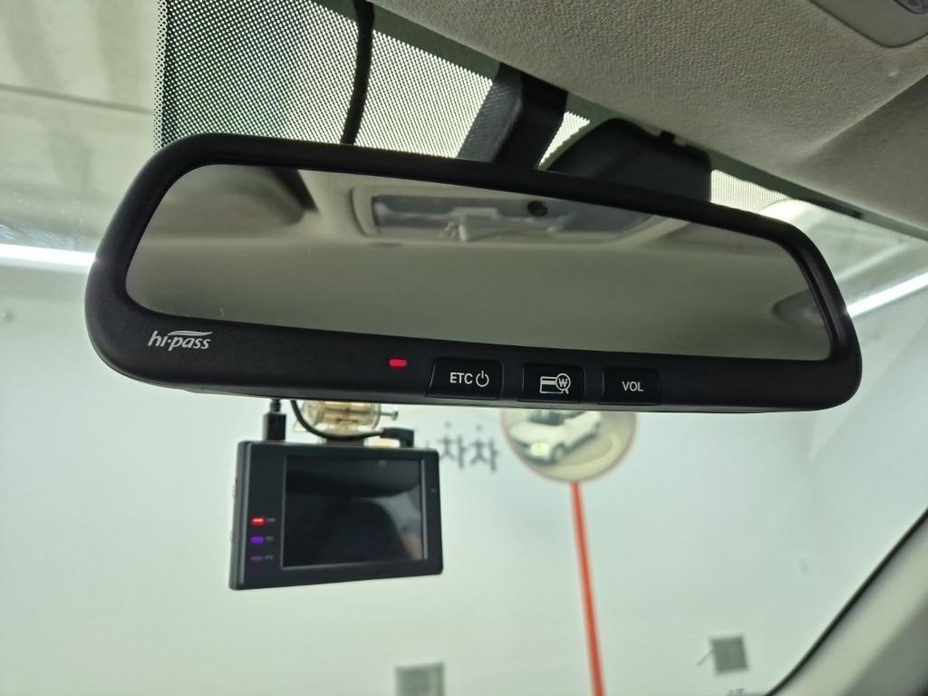 HYUNDAI Venue 2020 Blanco - Importación desde Corea - HF Imports Iquique - Foto 13