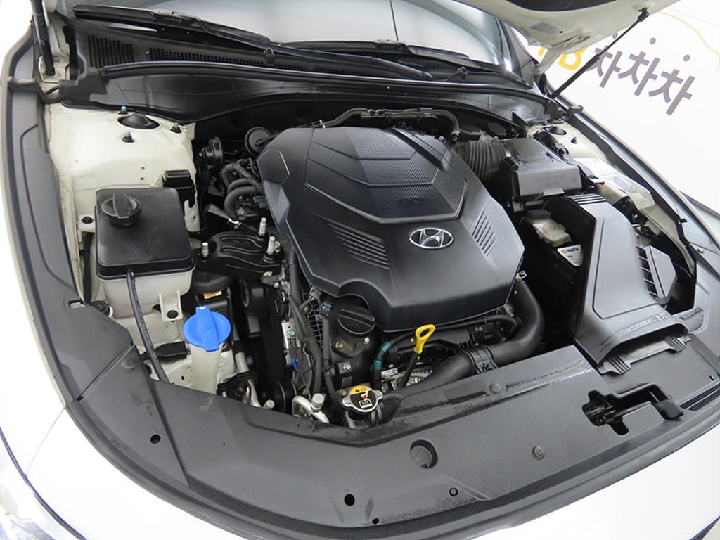 HYUNDAI Grandeur 2018 Blanco - Importación desde Corea - HF Imports Iquique - Foto 19