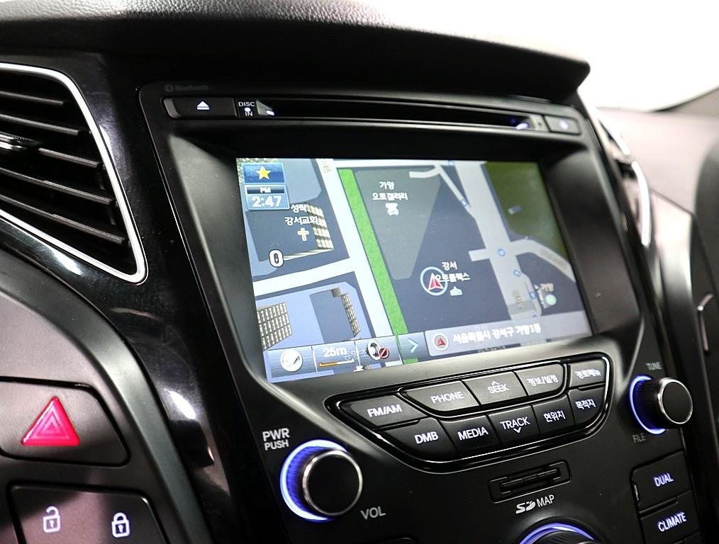 HYUNDAI i40 - Vista 12