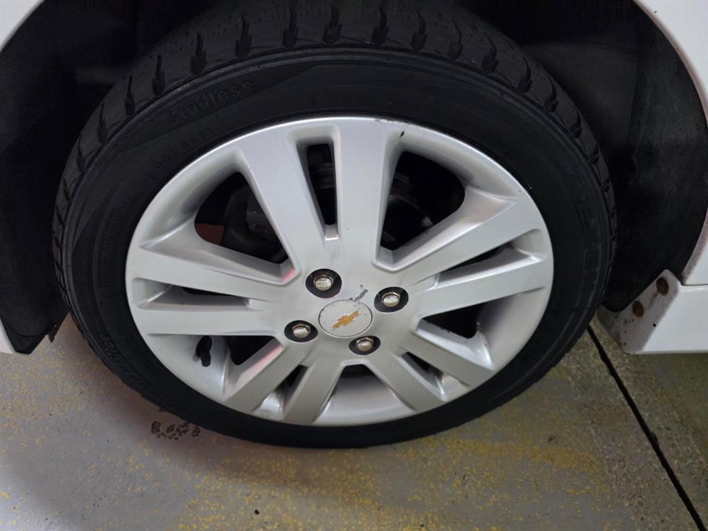 Chevrolet Spark - Vista 5