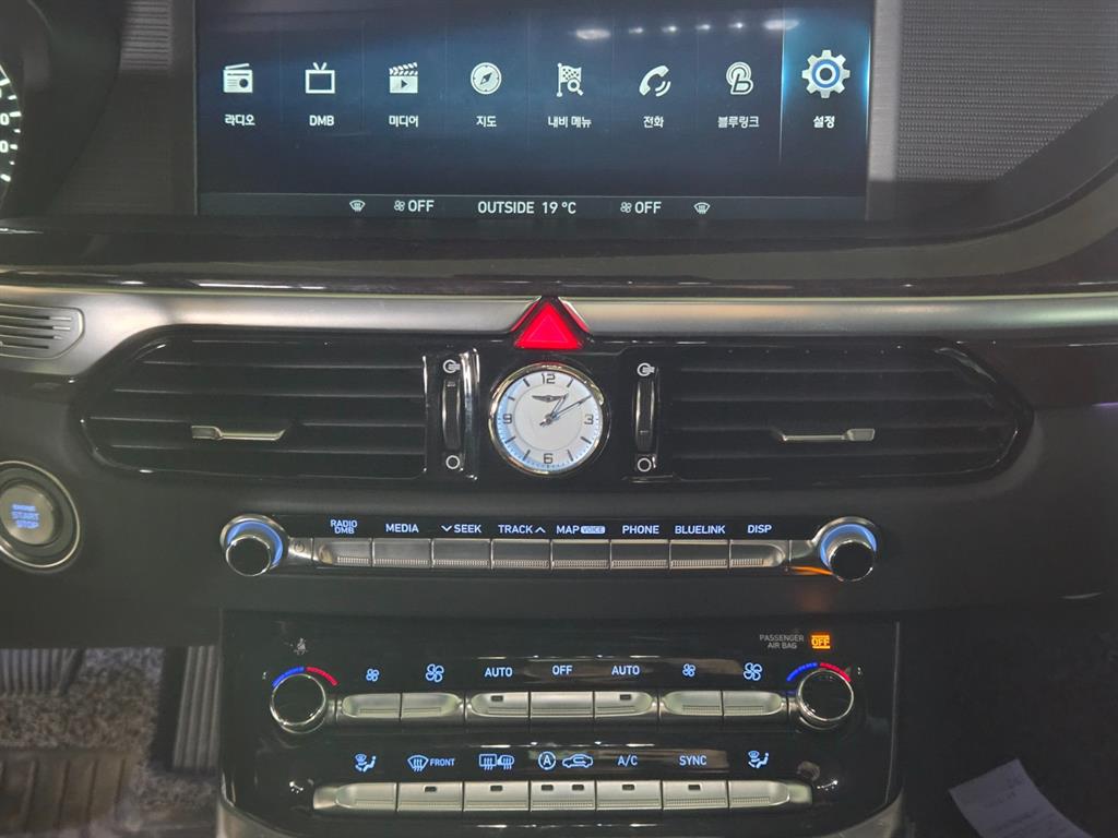 Genesis EQ900 - Vista 11