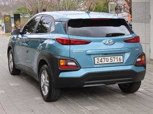 HYUNDAI Kona - Vista 8
